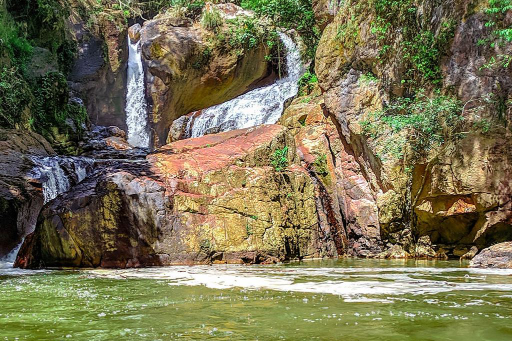CBP-Foto-Paicol-quebrada-la-venta-charco-del-elefante- Municipio